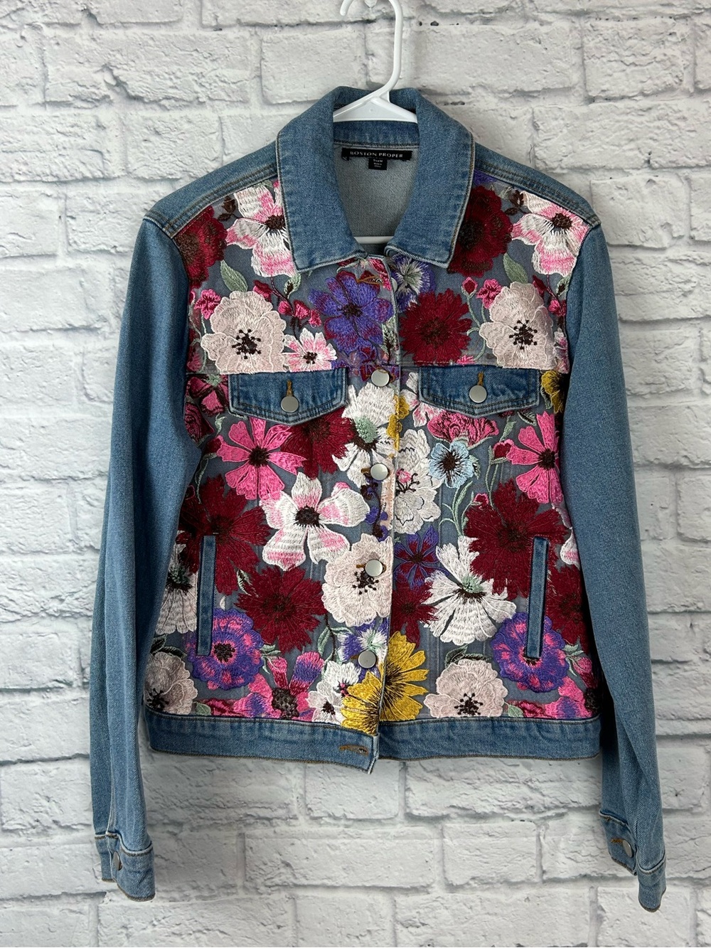 Boston Proper Floral Embroidered Denim Jacket Women’s Medium Mesh Statement